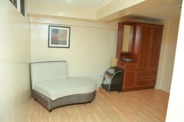 Club Ultima Residences - Photo3
