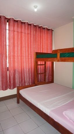Friendly's Guesthouse Hotel - Photo4