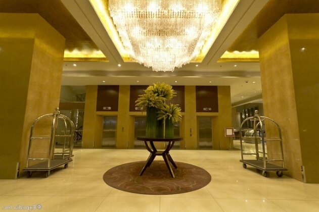 Mandarin Plaza Hotel - Photo4
