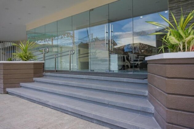 Midpoint Residences - 1 BR with WIFI in the City - Photo5