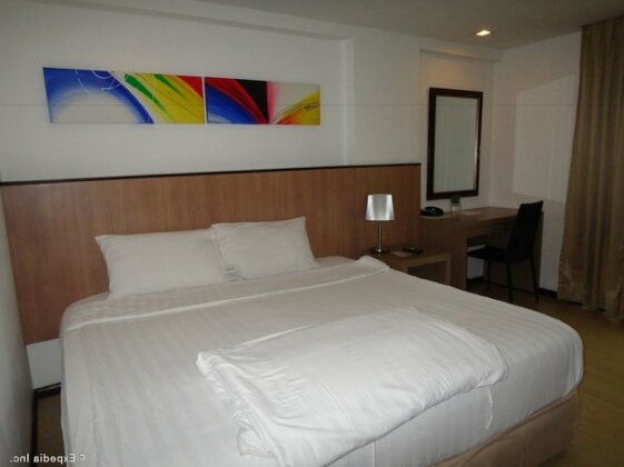 Prestigio Hotel Apartments - Photo2