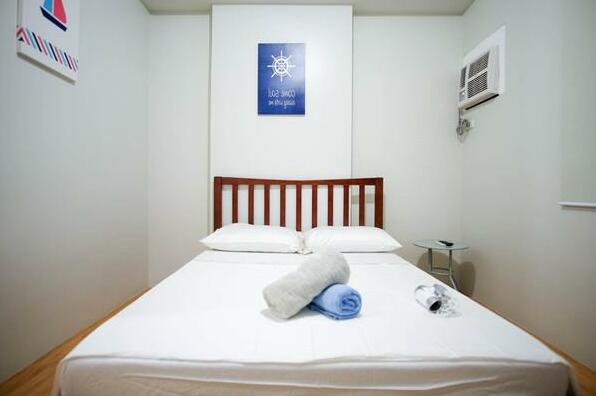 Studio Double Bed Room near JY Square
