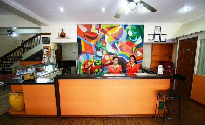 Travelbee Fuente Inn - Photo2