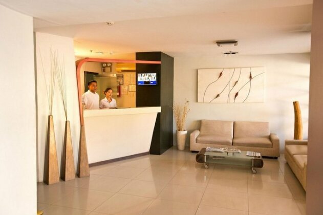 Travelbee Fuente Inn - Photo3