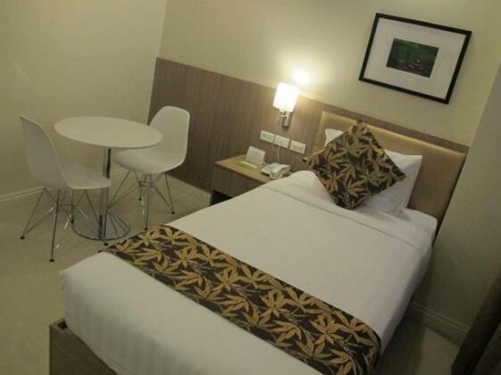 Zerenity Hotel & Suites - Photo4