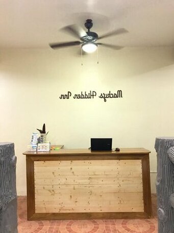 Macky's Hidden Inn - Photo4