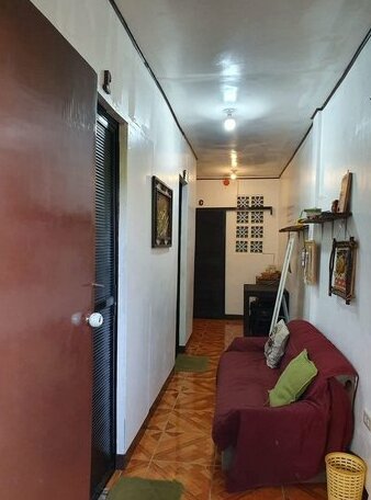 RJR Backpackers Annex - Photo2