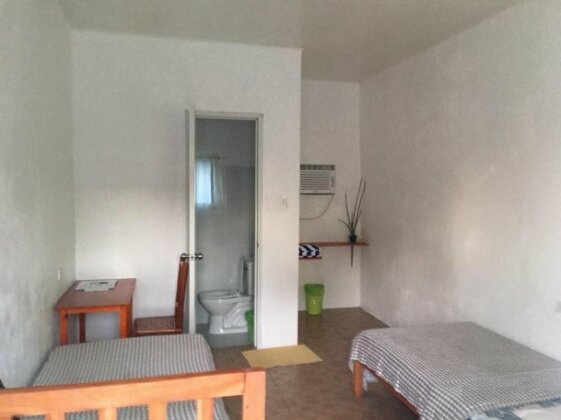 D & N Lodge - Photo2