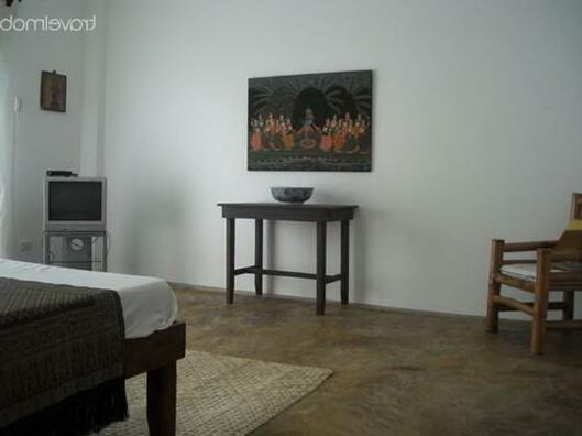 1 Bedroom Suite - Near Quiet Beach - Photo3