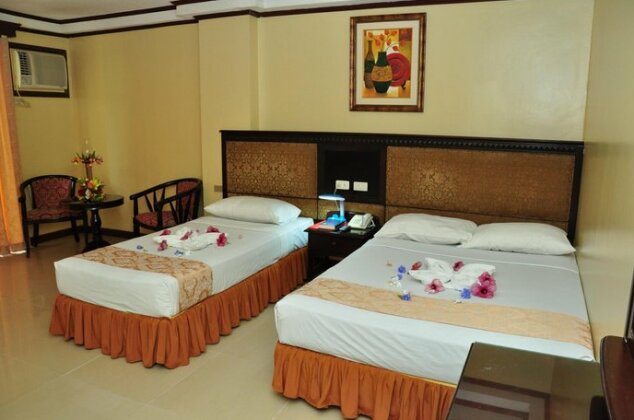 Bohol Plaza Resort and Restaurant - Photo2