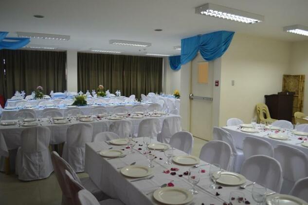 ALU Hotel Davao - Photo4