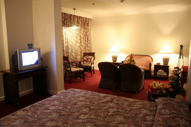 Apo View Hotel - Photo5