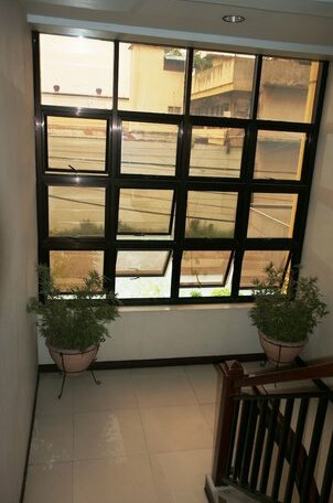 Castle Dreams Hotel - Photo2