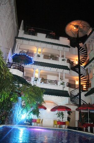 Photo 4