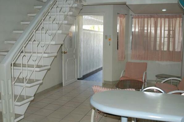 Linmarr Davao Hotels and Apartelles - Photo4
