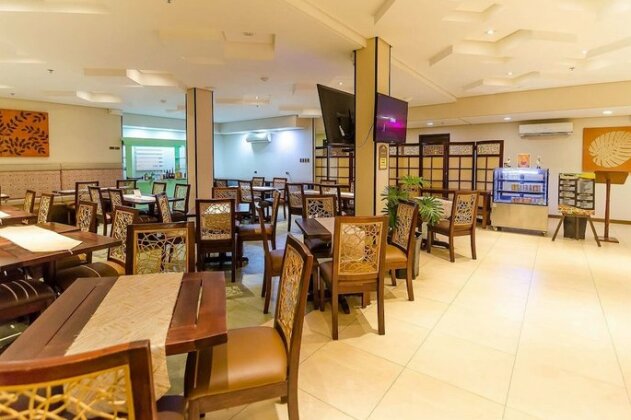 Microtel by Wyndham Davao - Photo5