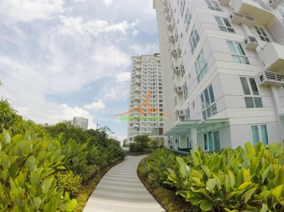 New Studio Unit by DreamStaycation
