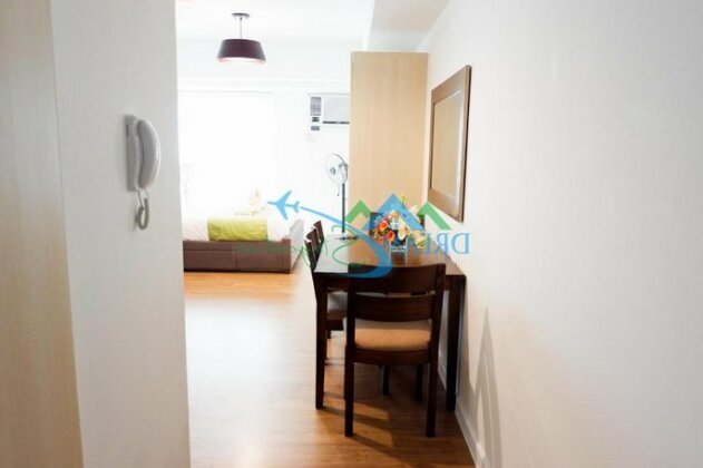 New Studio Unit by DreamStaycation - Photo4