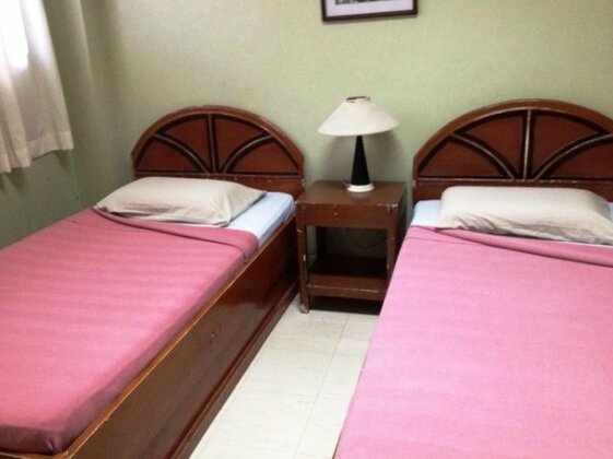 Park Square Inn - Photo4