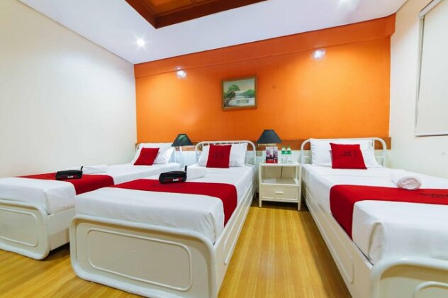 RedDoorz @ The Manor Davao - Photo3