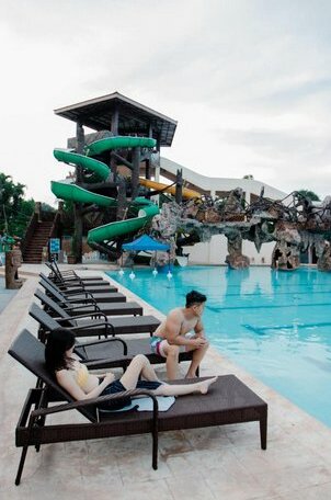 Port Royale Waterpark Resort - Photo2