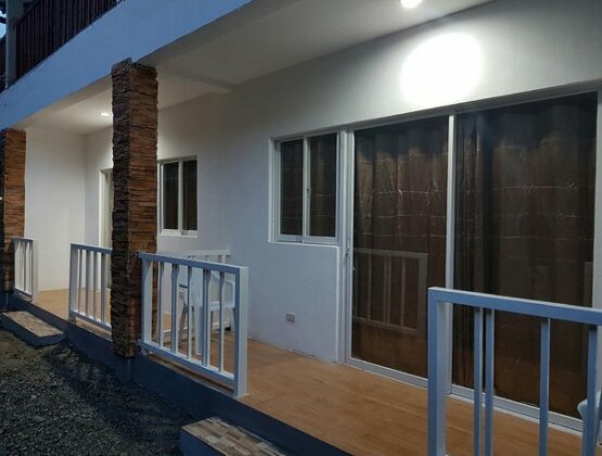 Elnido Whitehouse - Photo5