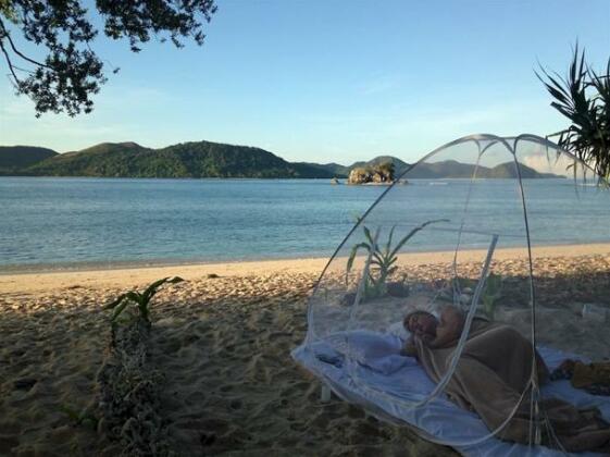 Isla Expeditions - Photo2