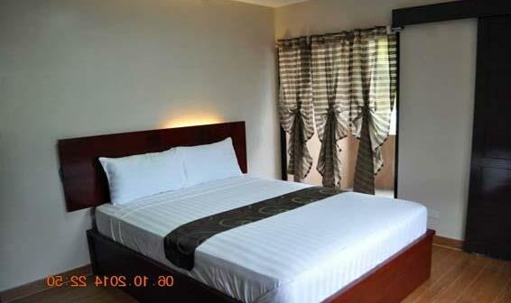 Rovic's Tourist Hotel - Photo5