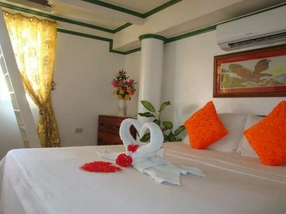 Shipwrecked Pension - Photo5