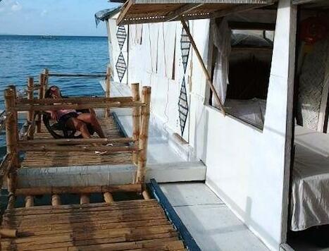 Thor Floating Hotel El Nido - Photo2