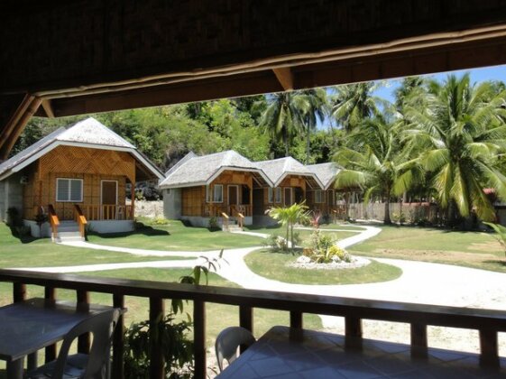 Cliff Side Beach Resort and Cottages - Photo5