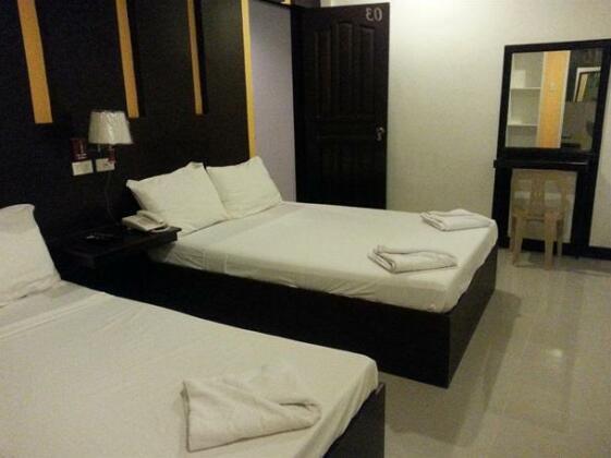 Dolyn Suites - Photo4