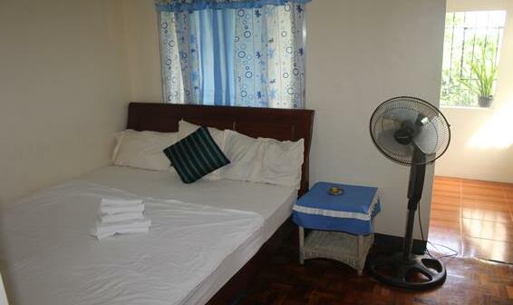 Chona and Christophe Guesthouse - Cavite - Photo3
