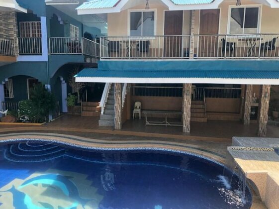 Seaview Beach Resort - Poolside Balcony Room