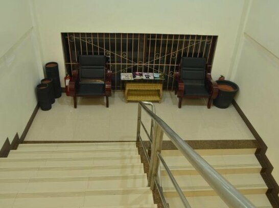 The Premiere Business Hotel - Photo3