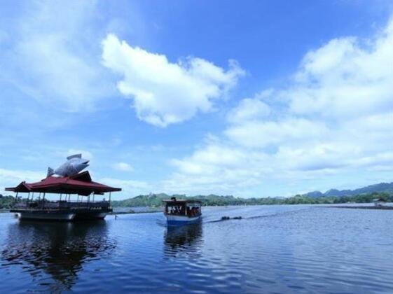 Punta Isla Lake Resort - Photo2