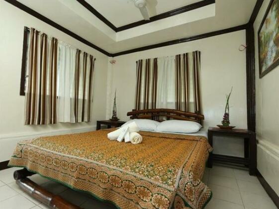 Punta Isla Lake Resort - Photo4