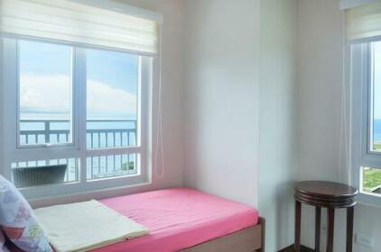 2-Bedroom Seaside Apartment In Mactan