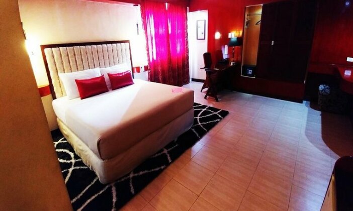 Dulcinea Hotel and Suites Cebu