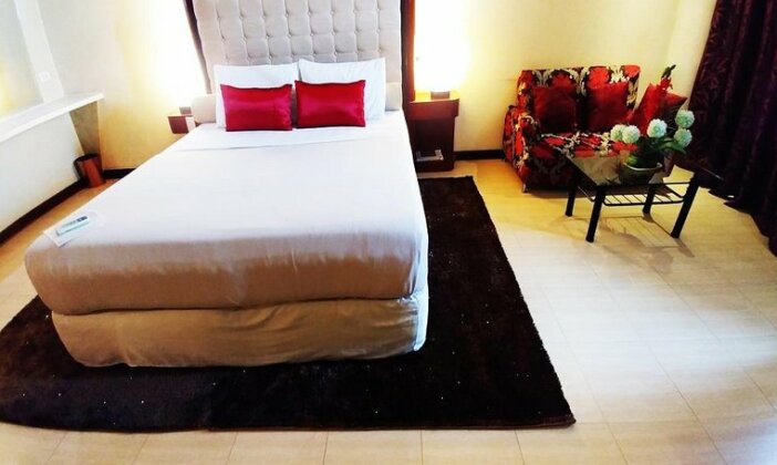 Dulcinea Hotel and Suites Cebu - Photo4