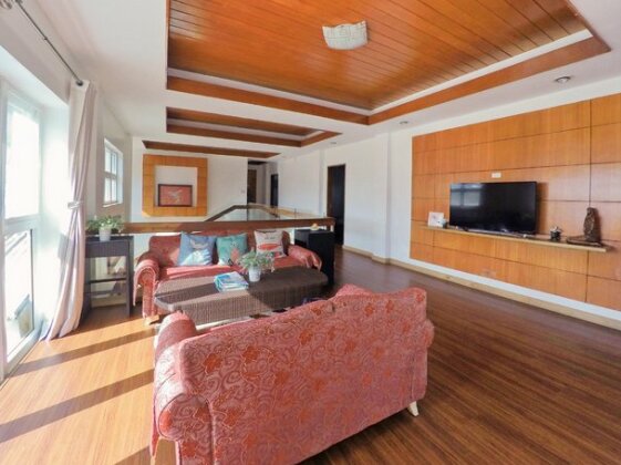 Eagle Hostel with Pool - Photo3