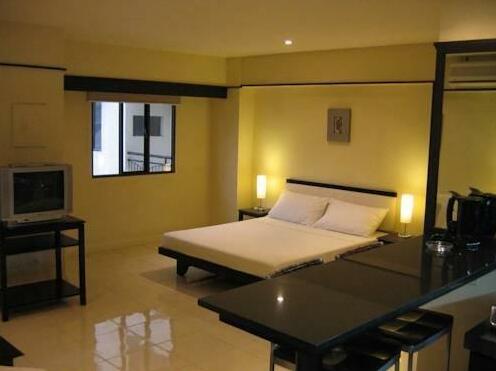Lancaster Hotel Cebu - Photo4