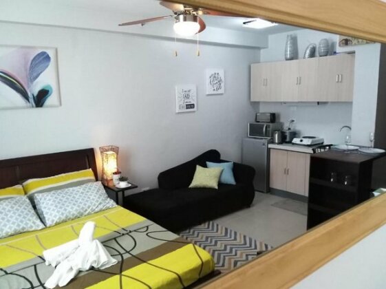 Mak'z Condo Place