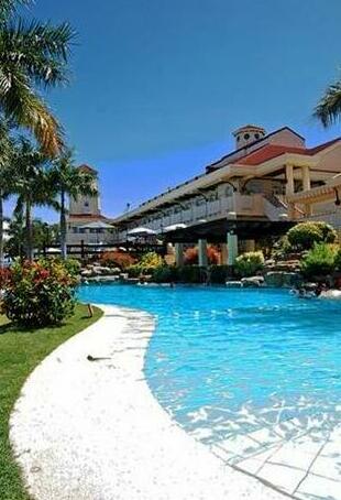 Vista Mar Beach Resort & Country Club