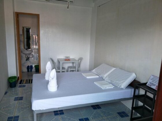 First Baby Bytes Guest House - Photo4