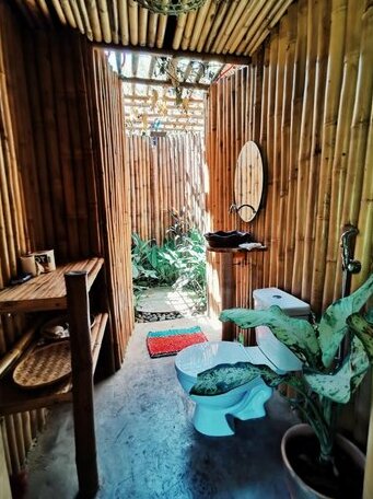 Jungle Hut - Private bamboo cabin & garden near Cambugahay Falls - Photo3