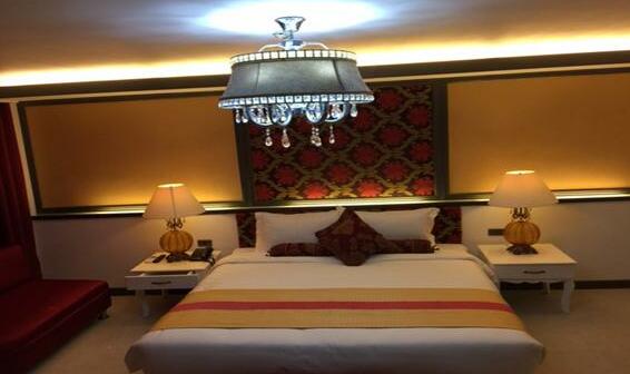 The Pepperland Hotel - Photo3