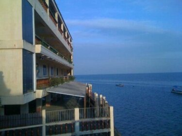 Vistamar Beach Resort and Hotel
