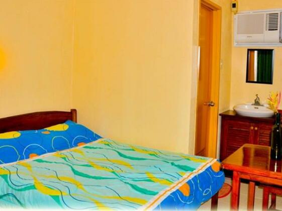 Algen's Dive Resort - Photo4