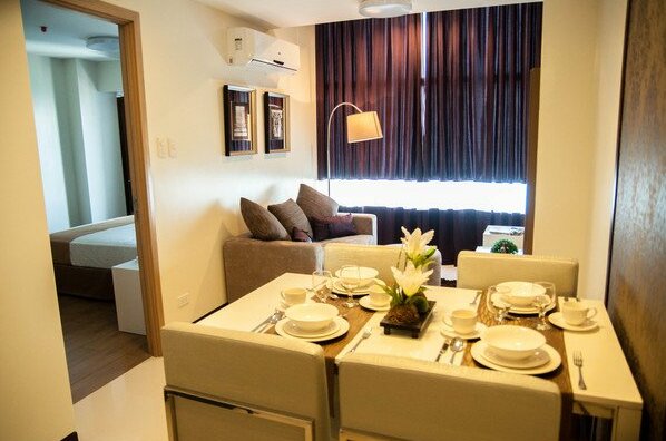 1-Bedroom Suite At Hv Dela Costa Makati - Photo2